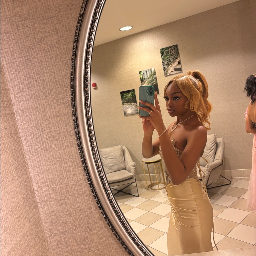 Prom Dress!! - Picture 7 of 11